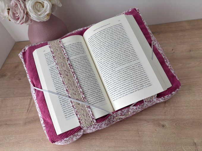 Coussin de lecture Agatha - Douceur rose/Nina 