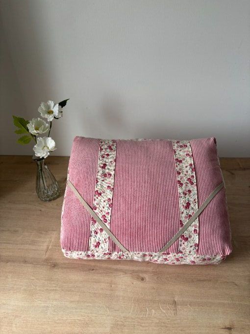 Coussin de lecture Agatha - Douceur rose pâle/ Jane 